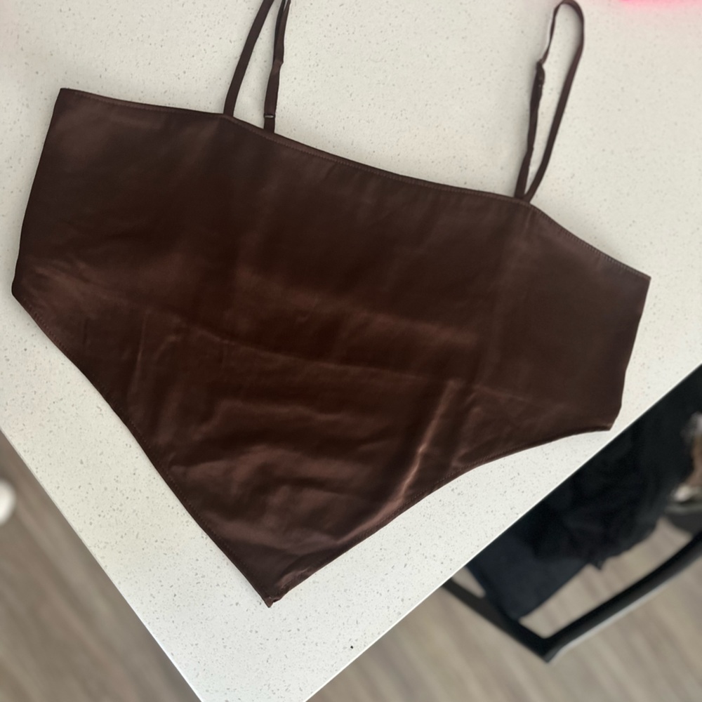 SILK CROP TOP